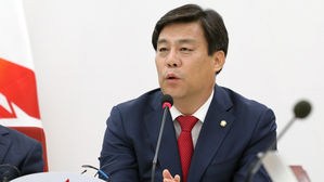 여의도연구원 "文 정부 경제 성적, 초라함 넘어 몰락 그림자"