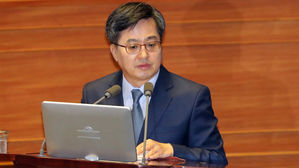 김동연, 관계장관 현안 간담회&hellip;"일자리 양적 어려움 계속"