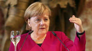 독일 통일 28주년, 메르켈 "아직 완성 안 돼&hellip;서로 경청해야"