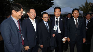 평양行 의원들 "어릴 적 소풍 가는 설렘&hellip;모두가 오가는 문 되길"