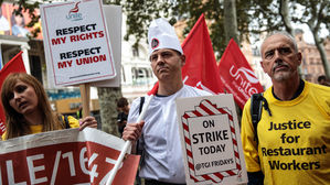 "최저임금 올려달라"&hellip;영국 패스트푸드 종사자들 연대 파업