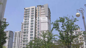 [고현준의 뉴스딱] 주택 604채 보유 '임대왕'부터&hellip;두 살배기 집주인까지