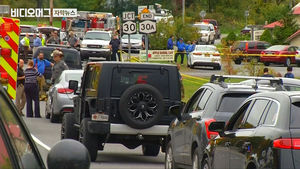 교통사고 후 내리막 돌진한 리무진&hellip;결혼식 하객 참변