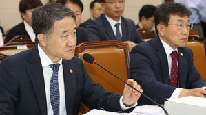 복지위, 국민연금&middot;文케어 놓고 대립&hellip;野 '강공'&middot;與 '엄호'