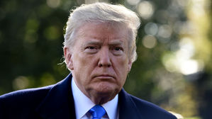 트럼프 "캐러밴 못 막은 나라들 원조 중단"…'국가비상사태' 규정