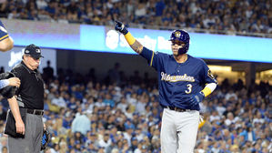 밀워키, 다저스 홈에서 4-0 완승…NLCS 2승 1패