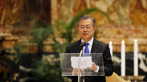 [영상] 문 대통령 "기필코 평화 이루고 분단 극복해낼 것"&hellip;교황청 연설