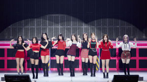 [SBS Star] TWICE to Write History by Holding Its First Dome Tour in Japan!