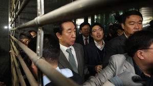 한국당 김성태 서울시청 진입 시도에 서울시 국감 파행