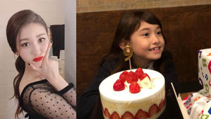 [SBS Star] Somi Reveals Photos of Her Little Sister Who Is Basically a Little Version of Her!