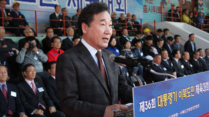 이 총리 "이산가족 상설면회소 복구, 북측과 잘 협의할 것"