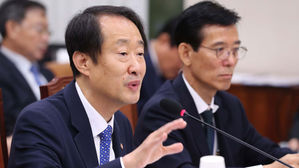 산업위서 한국당 "소득주도성장 탓 경제 악화", 민주당은 다른 질의