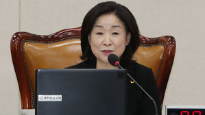 심상정 "선거제 개혁안 '공론화' 고민…여야 당론 못 기다려"