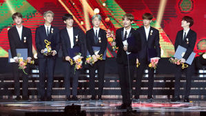[SBS Star] VIDEO: "All this glory to ARMYs" BTS to Award with the Order of Cultural Merit