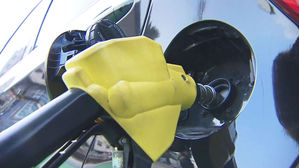 휘발유 가격 4주 연속 하락&hellip;전국 평균 1천500원 하회 '임박'