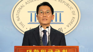 윤소하 "정의당 의원단, 사법농단 법관 탄핵소추에 동참"