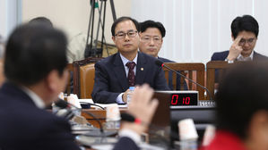 선관위 "지구당 되살리고 선거권자 연령 18세로 낮추자"