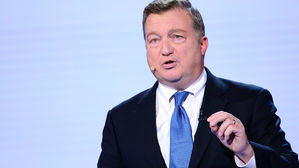 [SDF2018 포토] '기업의 책임 혁신' 주제로 강연하는 크레이그 샹크 MS 부사장