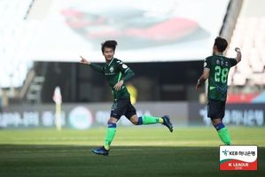 전북, 울산 3대 1 제압&hellip;12경기 무패 행진