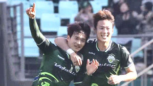 김진수, 부상 딛고 393일 만에 골 맛! 부활 신호탄