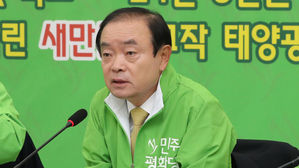 장병완 "정부-국민 간 경제 상황인식 괴리…정책 기조 변해야"