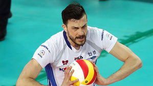 '가스파리니 트리플크라운' 대한항공 역전승&hellip;한국전력은 7연패