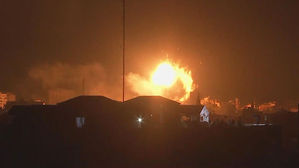 로켓 수백 발 발사&hellip;하마스-이스라엘 '격렬 충돌'