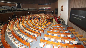 정국 급랭…국회 본회의 불발에 비쟁점법안 90건 처리 무산
