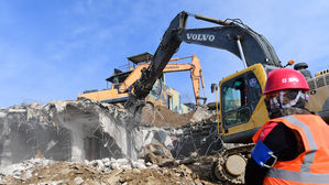 국방부 "강원도 철원 중부전선 GP 상부구조물 폭파로 철거"