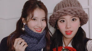 [SBS Star] TWICE Knits a Scarf and Hat for CHAEYOUNG & SANA's Birthday!