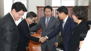 예결위 예산소위 구성 난항…김동연 "조속히 구성해달라"