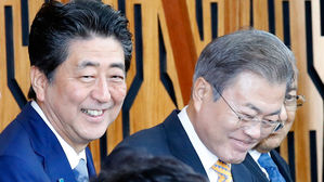 아베 '전략적 방치'?&hellip;"문 대통령 회담 무의미 판단한 듯"