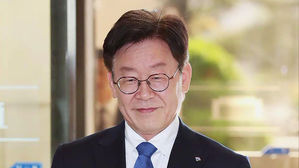 국회 간 이재명, 혜경궁의 '혜'도 안 꺼냈다…"삼바에나 관심을"