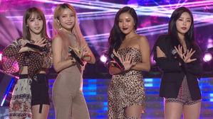 [SBS Star] VIDEO: MAMAMOO Puts a Spell on the Audience with 'Starry Night' & 'Egotistic'!
