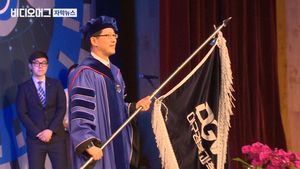 [끝까지판다] '셀프 재임용'에 연구비 빼돌린 총장&hellip;결국 사임