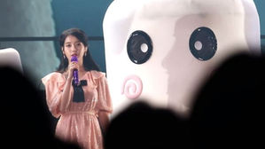 [SBS Star] IU Says Farewell to Her Beloved Song 'Marshmallow'!