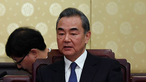 타이완 언론 "캐나다, 왕이 中 외교부장 부인 비자발급 거부"