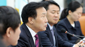 손학규 "한국당, 최저임금 인상문제 쉬쉬&hellip;인상 연기 동의해야"