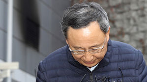 황창규 KT 회장 "적극적 보상안 마련&hellip;전국 시설 점검할 것"