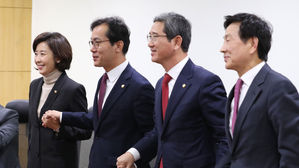 한국당 원내대표 경선 '나경원 vs 김학용' 양강구도