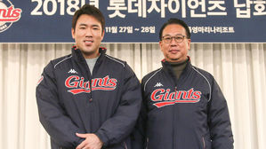 '최다안타 1위' 롯데 전준우, 구단 MVP에 선정