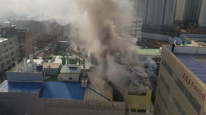 부천 손톱깎이 공장서 화재&hellip;인명피해 없어