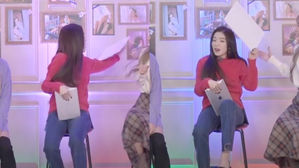 [SBS Star] Red Velvet IRENE Catches the Picture Frame Falling Behind Her Back!