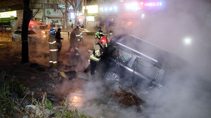 끓다시피 뜨거운 물 한꺼번에 '콸콸'&hellip;뒷좌석 탈출하다 실패한 듯