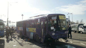 인천 한 사거리서 버스-택시 충돌&hellip;10명 부상