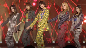 [SBS Star] VIDEO: EXID Confesses Its Love with 'I LOVE YOU'!