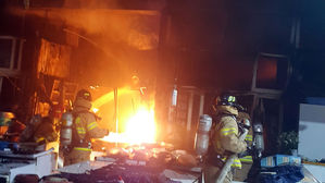 경남 통영 서호시장 점포서 불