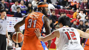 프로농구 전자랜드, SK 대파하고 3연승&hellip;SK는 6연패 수렁