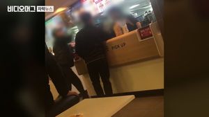 직원 얼굴에 햄버거 투척&hellip;맥도날드 갑질 또 논란
