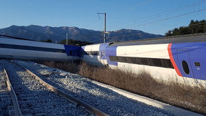 코레일 사장 "KTX 탈선, 기온 급강하 따른 선로 이상 추정"